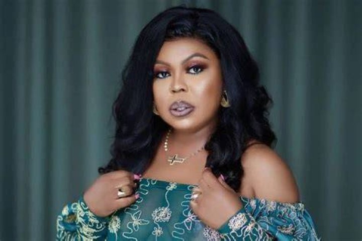 
Afia Schwarzenegger Controversial Video Went Viral On Twitter, YouTube & Reddit Link, Who Is She? 