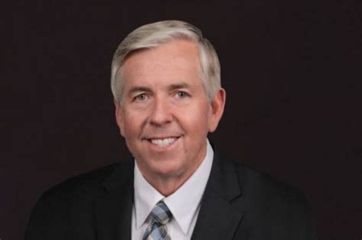 Mike Parson Height, Weight, Net Worth, Age, Birthday, Wikipedia, Who, Instagram, Biography
