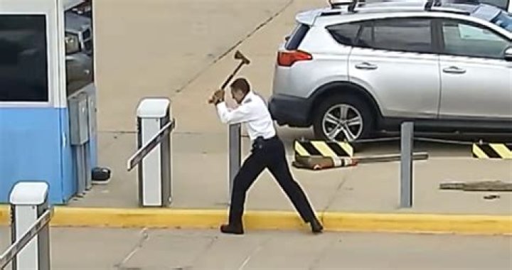 Who is Kenneth Henderson Jones, United Airlines pilot seen attacking Denver Airport parking gate with ax?