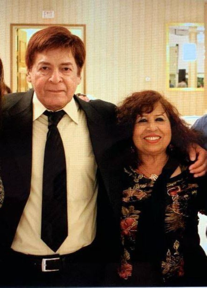 
Who Is Qavi Khan Wife Naheed Qavi? Pakistani-Canadian Actor Family And Net Worth Before Death 